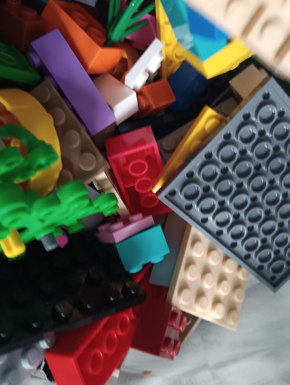 LEGO Mixed Bulk Lot Assorted Bricks Plates Specialty Pieces Multicolor - Picture 3 of 6